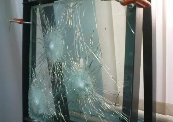 ТОП-10 способов применения бронестекла: надёжность в каждом аспекте жизни