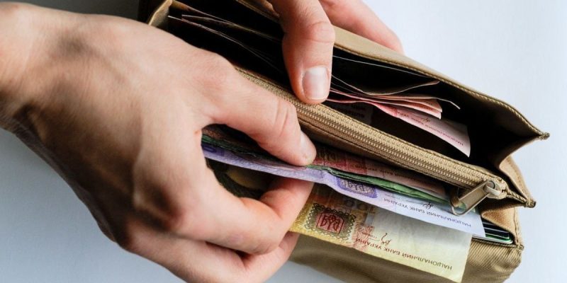 У грудні 2025 українці отримають 1000 грн «зимової підтримки» 