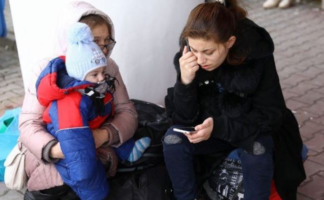 43% українців можуть виїхати з Польщі 