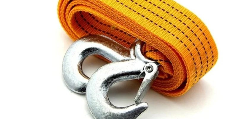 Буксировочный ремень: надёжная помощь в дороге 