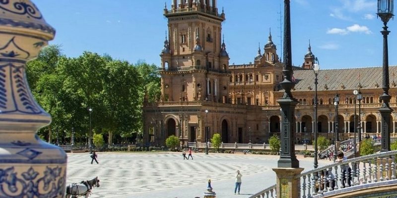 Чем украинцев привлекает испанская недвижимость?