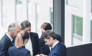 BAS Управління холдингом: комплексне рішення для ефективного корпоративного управління