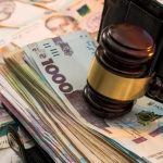 Навіть після арешту рахунку боржники можуть користуватися до 17 294 грн: як це працює