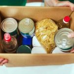 Українцям можуть безкоштовно роздавати продукти із супермаркетів: що передбачає ініціатива