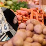 В Україні деякі овочі подорожчали більш ніж на 100% за місяць