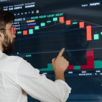 Біткоїн опустився нижче ключового рівня: що буде далі