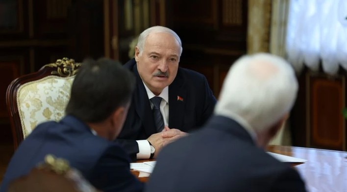 Лукашенко заявив про зустріч із представниками Зеленського 