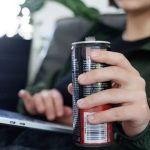 В Україні пропонують заборонити продаж енергетиків до 18 років