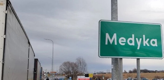 Польща закриє автобусний рух через «Шегині – Медика» 