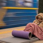 Що брати із собою в укриття: рекомендації Київського метрополітену