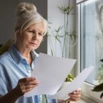 Ветеран праці в Україні: які пільги можна отримати