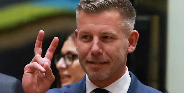 Угорщина знову загальмувала переговори про вступ України до ЄС 