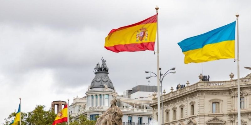 Іспанія спростила отримання довгострокової резиденції для українців 