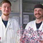 Німецькі вчені створили матеріал, що добуває до 2 літрів води з повітря
