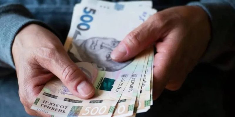 Пенсії у серпні перерахують частині пенсіонерів 