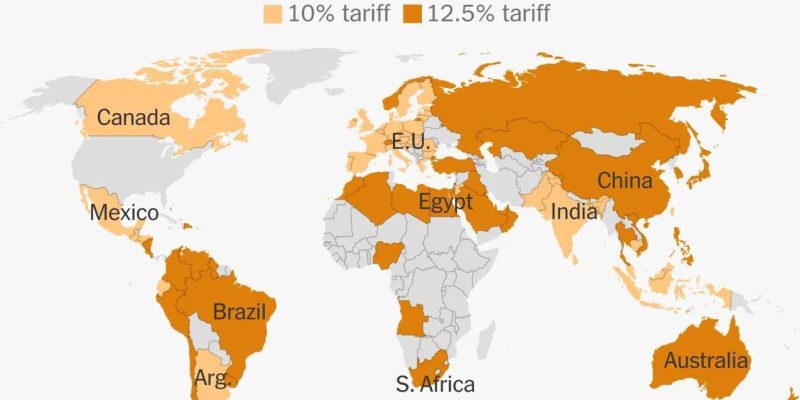 Трамп запровадив нові мита для понад 80 країн світу 