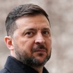 Зеленський заявив про сигнали від оточення Путіна щодо війни