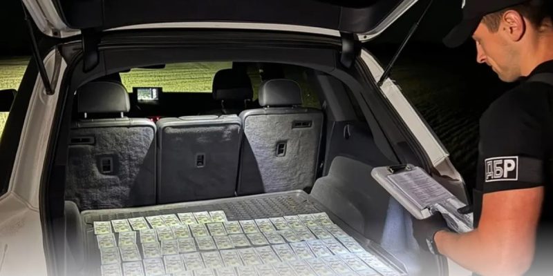 ДБР проводить масштабні обшуки у ТЦК по всій країні 