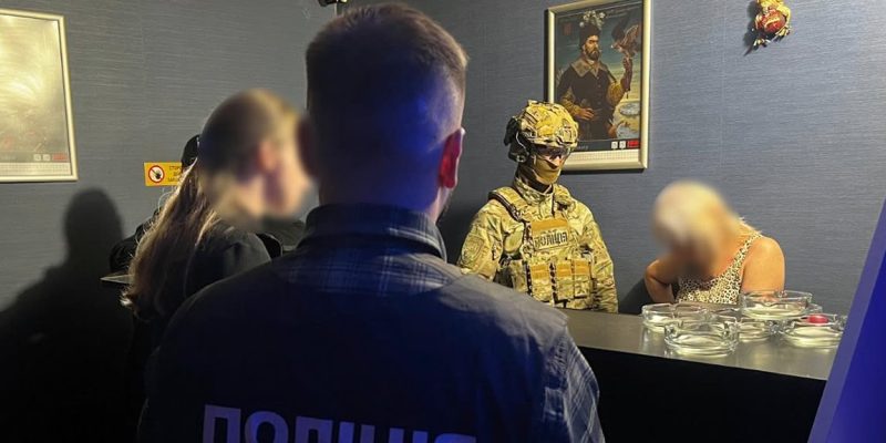 На Хмельниччині 63-річна жінка організувала підпільне казино 