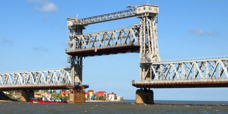 Атака на міст у Затоці може вплинути на логістику дунайських портів 