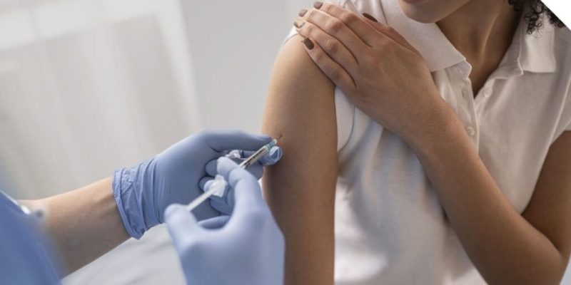 Відмова від вакцинації може стати підставою для відсторонення від роботи 