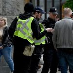 У Києві поліція використовує непримітні цивільні авто для оповіщення