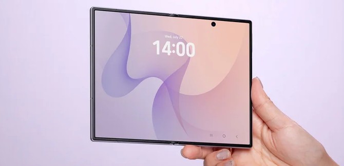 Samsung зробила ставку на новий формат складаних смартфонів 