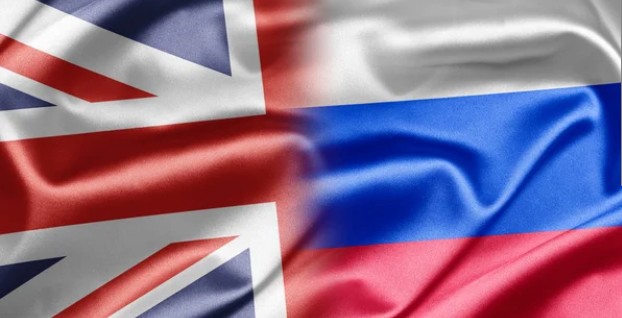 Захарова заявила про можливі удари по об’єктах Британії
