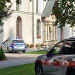 Українець атакував людей у польському монастирі: є загиблий