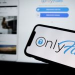 Податкова відсудила у моделі OnlyFans майже 650 тис. грн