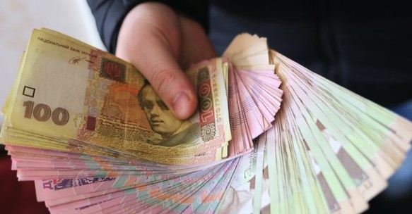 Скільки готівки можна зняти без комісії у 2026 році 