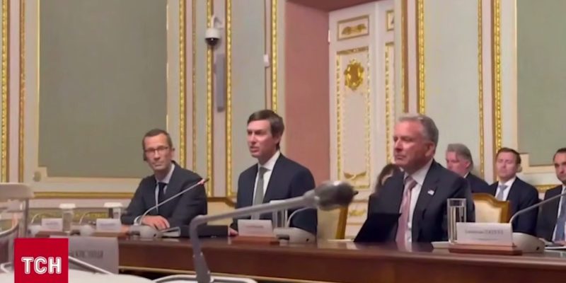 Уіткофф анонсував тристоронні переговори РФ, США та України 