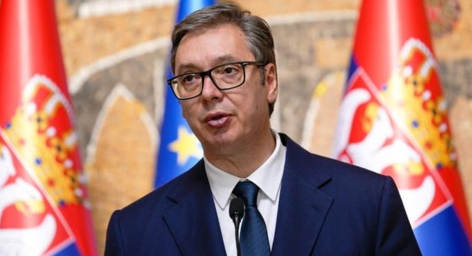 Президент Сербії Вучич оголосив про відставку 