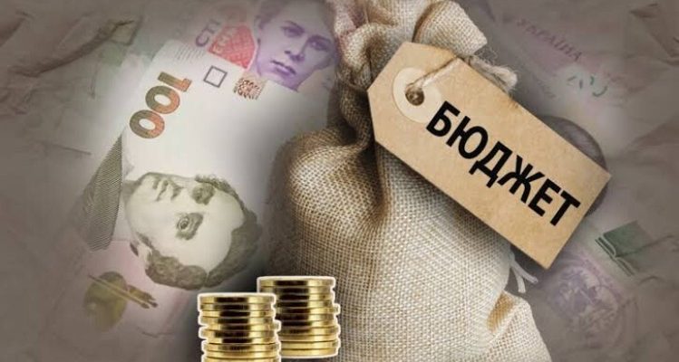 Податок на посилки та доходи з платформ: Зеленський підписав закони 
