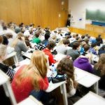 Чому українським підліткам варто розглянути вступ до Словаччини