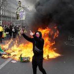 Трамп і Венс звинуватили в заворушеннях у Франції імміграцію
