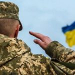 Суд зобов’язав ТЦК зняти з військового обліку чоловіка, який змінив стать