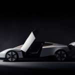 Новий Tesla Roadster виконав переворот у повітрі під час презентації